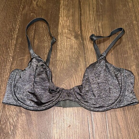 Victoria’s Secret heathered black 32C unlined semi Demi bra - Picture 1 of 3